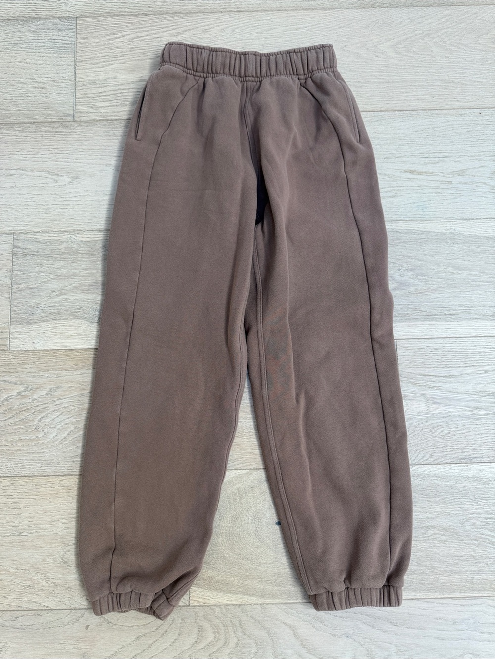 Lululemon XXXS mauve Jogger Sweatpants